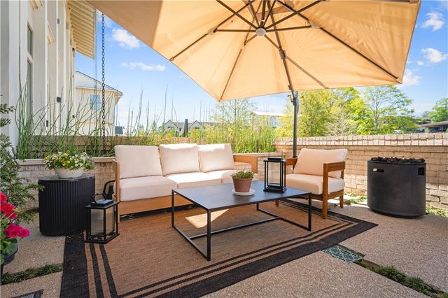 550 Heatherden Avenue, Fayetteville, GA 30214