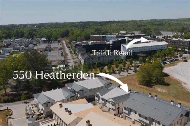 550 Heatherden Avenue, Fayetteville, GA 30214