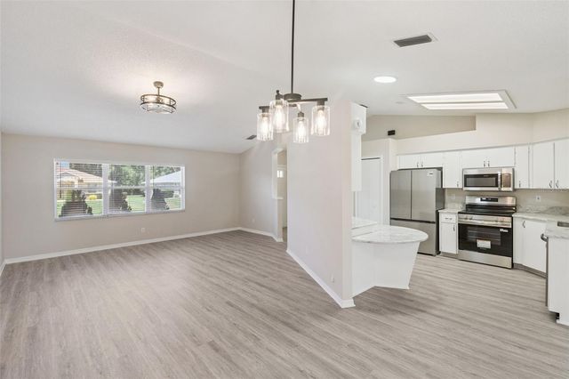 27211 RACQUET CIRCLE, Leesburg, FL 34748