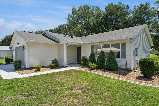 27211 RACQUET CIRCLE, Leesburg, FL 34748