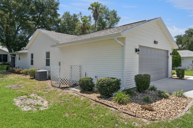 27211 RACQUET CIRCLE, Leesburg, FL 34748
