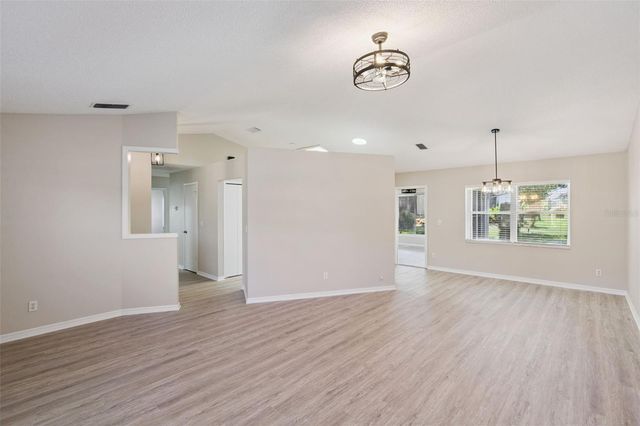 27211 RACQUET CIRCLE, Leesburg, FL 34748