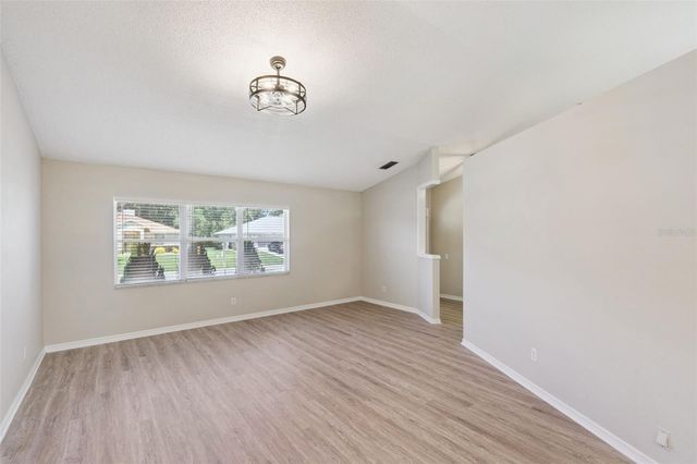27211 RACQUET CIRCLE, Leesburg, FL 34748
