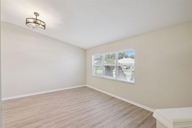 27211 RACQUET CIRCLE, Leesburg, FL 34748