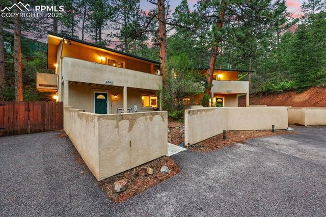 4840 Pikes Peak Highway, Cascade, CO 80809