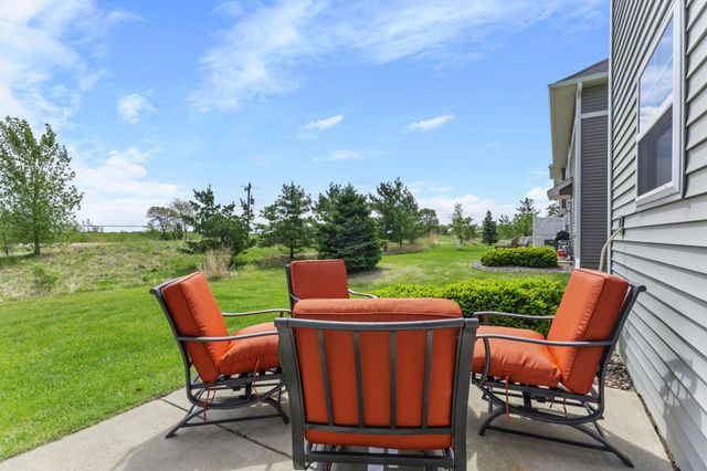 9993 5th Street Lane N, Lake Elmo, MN 55042