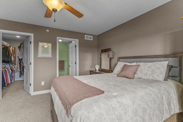 9993 5th Street Lane N, Lake Elmo, MN 55042