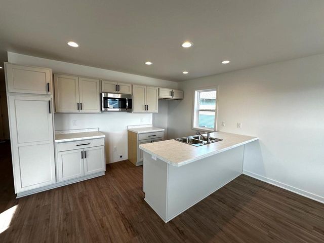 1067 Fairway COURT, Sheboygan Falls, WI 53085