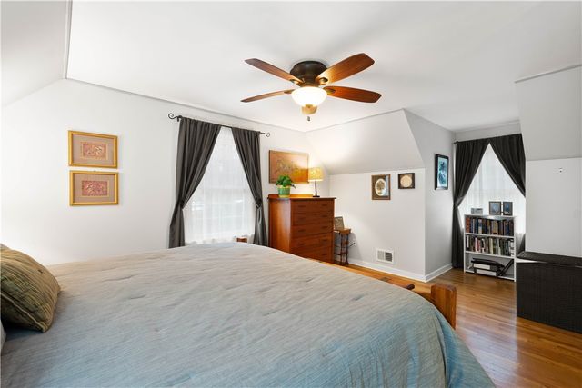 52 Newgate Rd, Kilbuck Twp, PA 15202