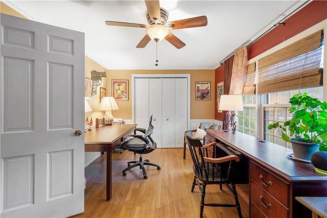 52 Newgate Rd, Kilbuck Twp, PA 15202