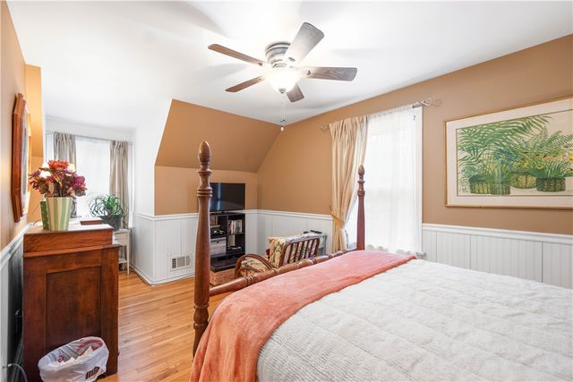 52 Newgate Rd, Kilbuck Twp, PA 15202