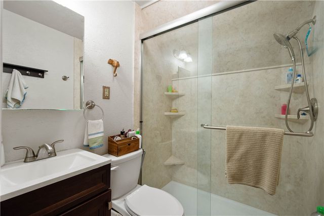 52 Newgate Rd, Kilbuck Twp, PA 15202