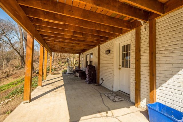 52 Newgate Rd, Kilbuck Twp, PA 15202