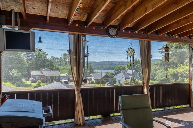 320 China Garden Rd., Kalama, WA 98625