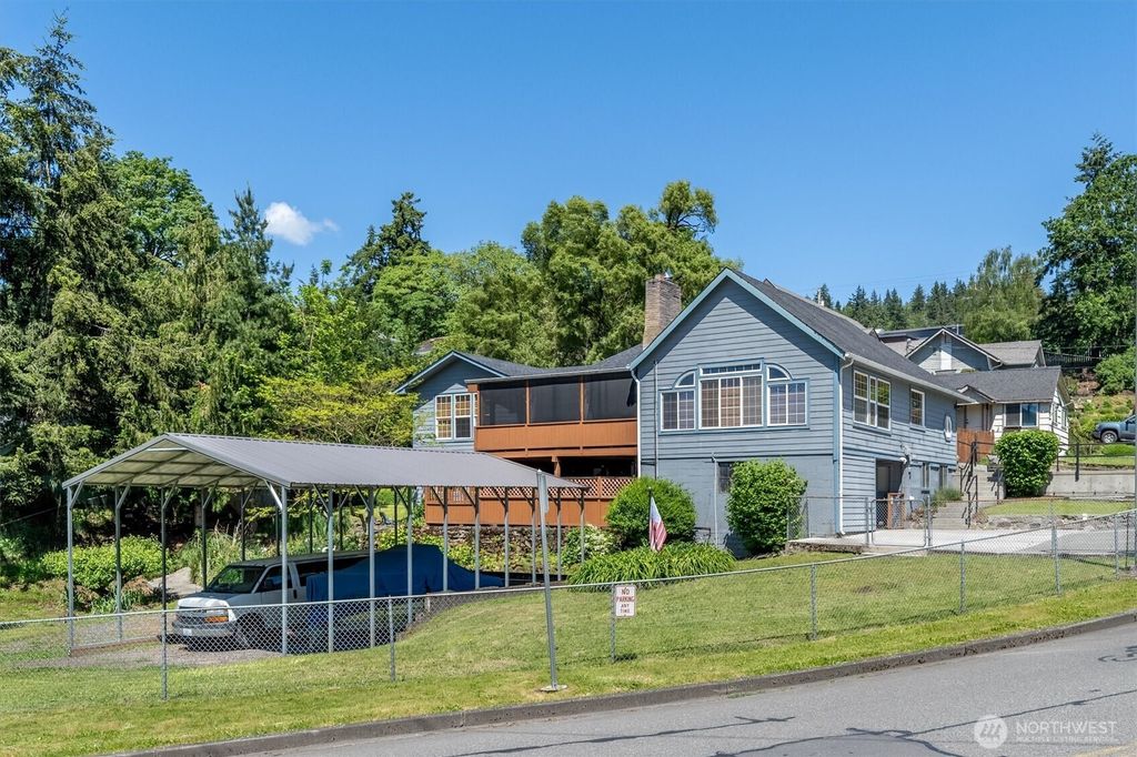 320 China Garden Rd., Kalama, WA 98625