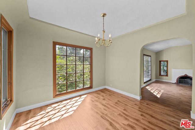 2569 Patricia Avenue, Los Angeles, CA 90064