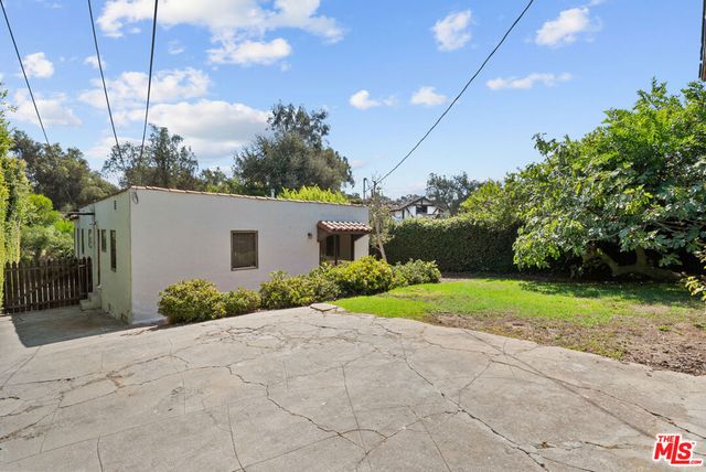2569 Patricia Avenue, Los Angeles, CA 90064