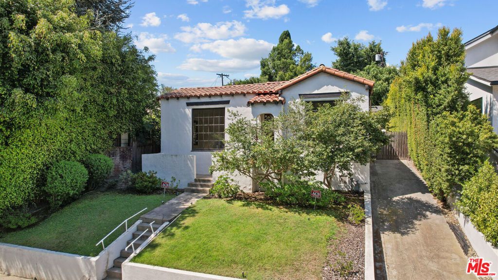 2569 Patricia Avenue, Los Angeles, CA 90064