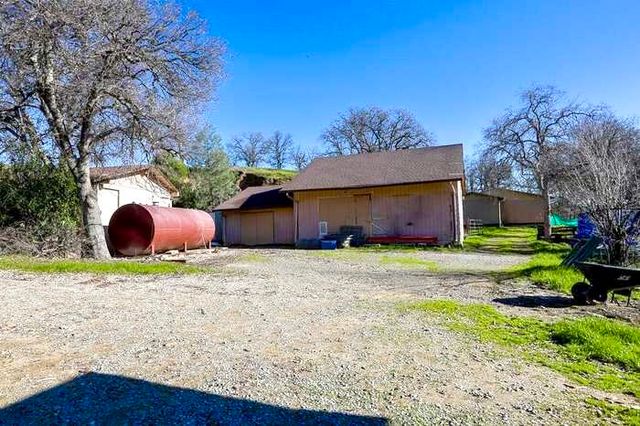 19019 Olinda Road, Anderson, CA 96007