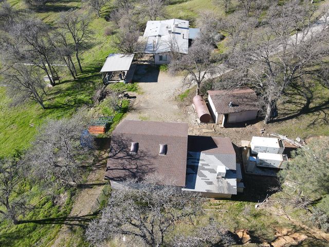 19019 Olinda Road, Anderson, CA 96007