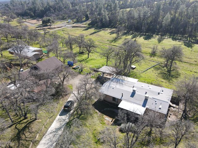 19019 Olinda Road, Anderson, CA 96007