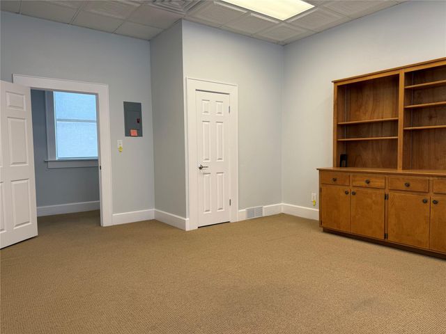 113 & 115 E 3rd ST, Taylor, TX 76574