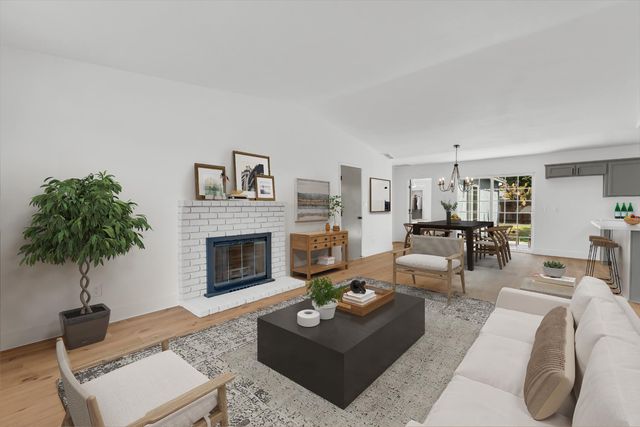 7565 El Terraza Dr, Sacramento, CA 95828