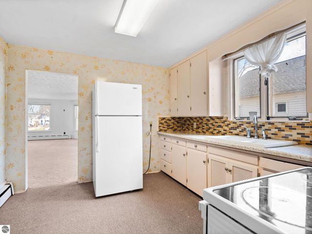 311 W Twelfth Street, Traverse City, MI 49684