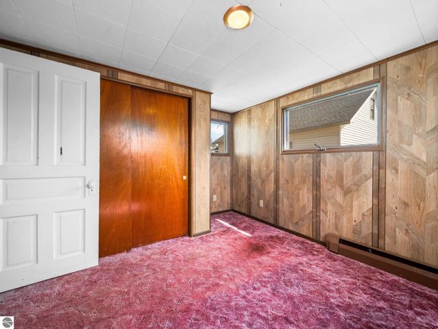 311 W Twelfth Street, Traverse City, MI 49684