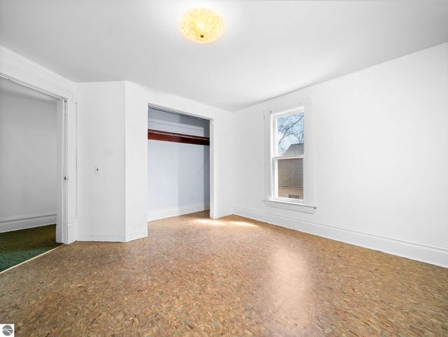 311 W Twelfth Street, Traverse City, MI 49684