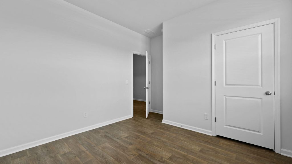 Image 17 of property listing at 110 Culbertson Court, Holly Hill, SC 29059