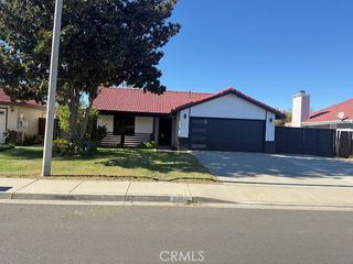 1471 S Palm, Hemet, CA 92543