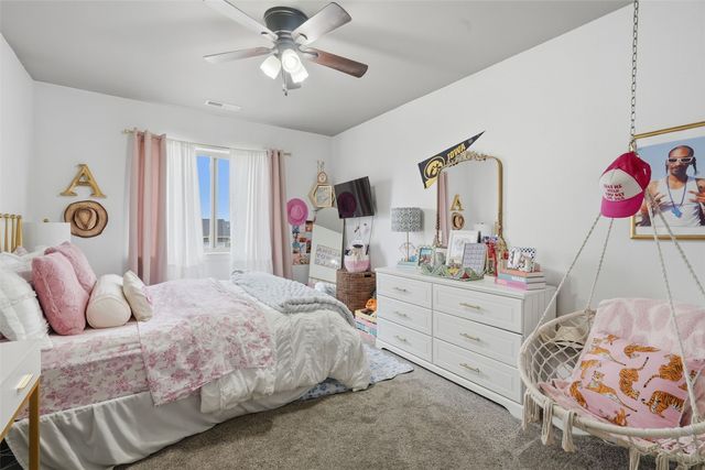 1418 Cardinal Drive, Fairfax, IA 52228