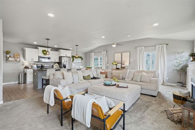 1418 Cardinal Drive, Fairfax, IA 52228