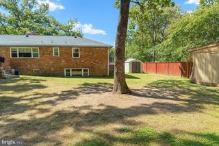 5206 NINIAN AVE, Alexandria, VA 22310