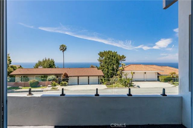 7190 Crest, Rancho Palos Verdes, CA 90275