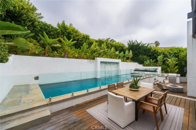 7190 Crest, Rancho Palos Verdes, CA 90275