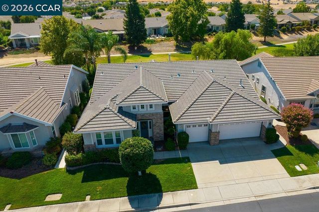 742 Richardson Dr, Brentwood, CA 94513