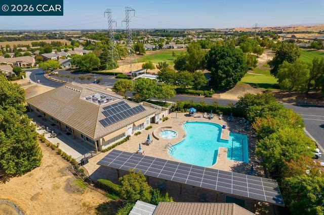 742 Richardson Dr, Brentwood, CA 94513