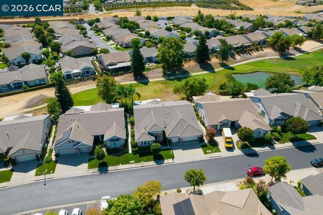 742 Richardson Dr, Brentwood, CA 94513