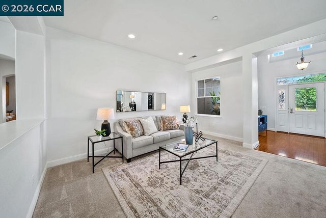 742 Richardson Dr, Brentwood, CA 94513