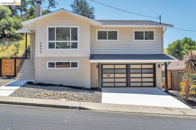 3830 Malcolm Ave, Oakland, CA 94605