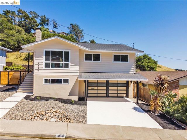 3830 Malcolm Ave, Oakland, CA 94605