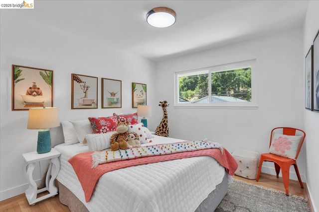 3830 Malcolm Ave, Oakland, CA 94605