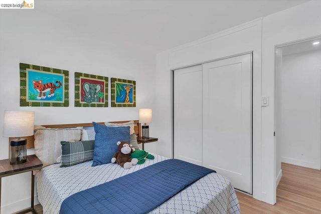 3830 Malcolm Ave, Oakland, CA 94605