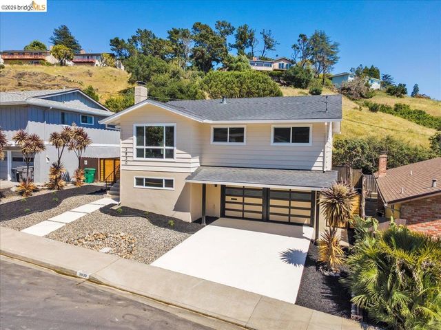 3830 Malcolm Ave, Oakland, CA 94605
