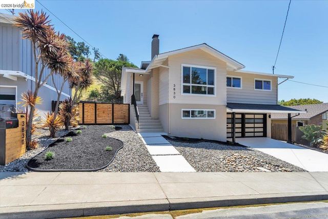3830 Malcolm Ave, Oakland, CA 94605