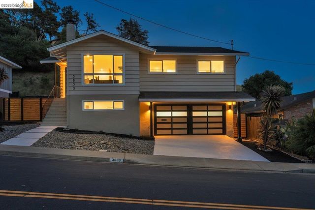 3830 Malcolm Ave, Oakland, CA 94605