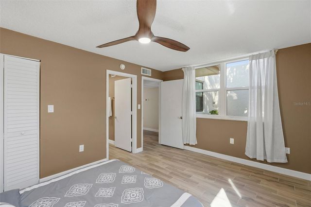 226 SHERWOOD DRIVE 226, Bradenton, FL 34210