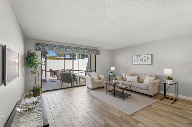 226 SHERWOOD DRIVE 226, Bradenton, FL 34210